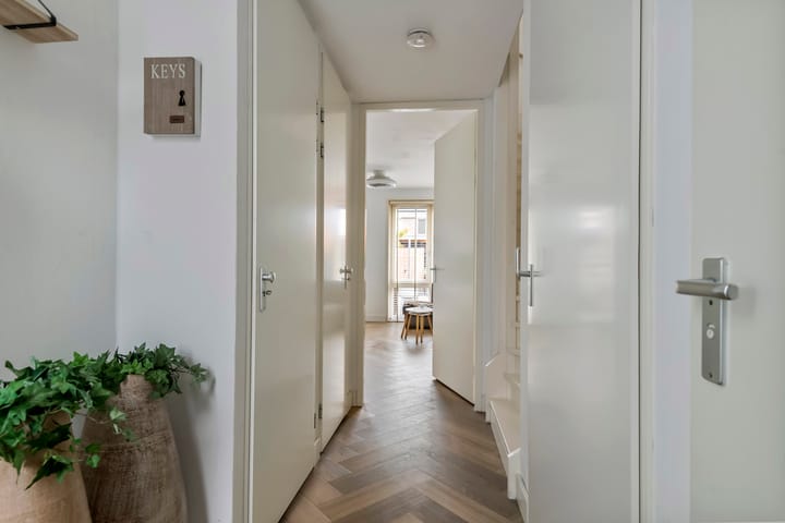 Photo 14 of Aardbeivlinder 112