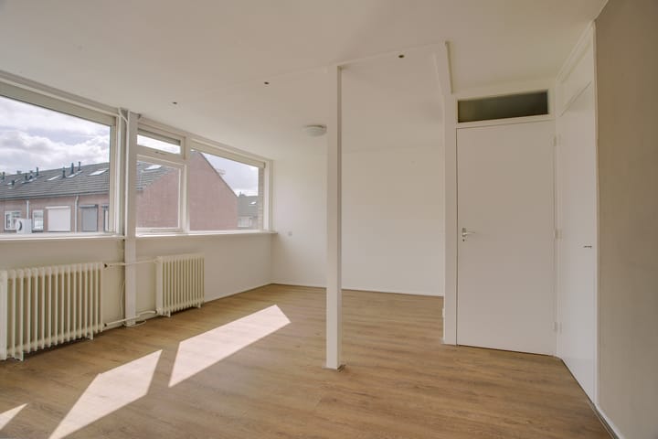 Photo 24 of Bachlaan 24