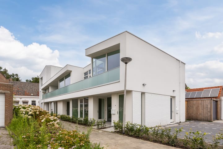 Foto 42 van Roosendaalsestraat 18-B