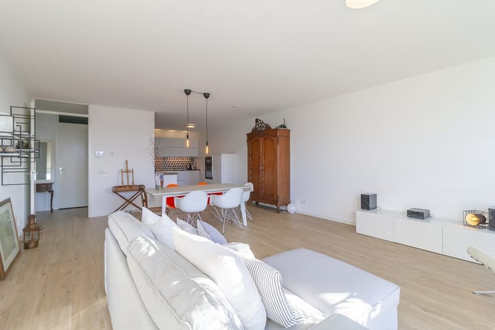 Photo 5 of Mary van der Sluisstraat 418