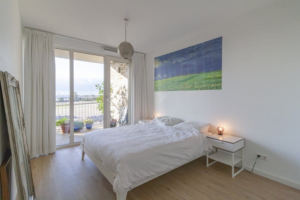 Photo 11 of Mary van der Sluisstraat 418