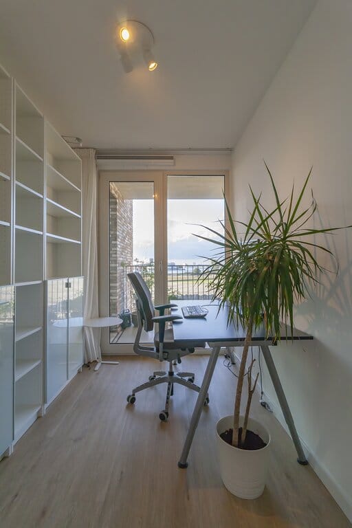 Photo 13 of Mary van der Sluisstraat 418