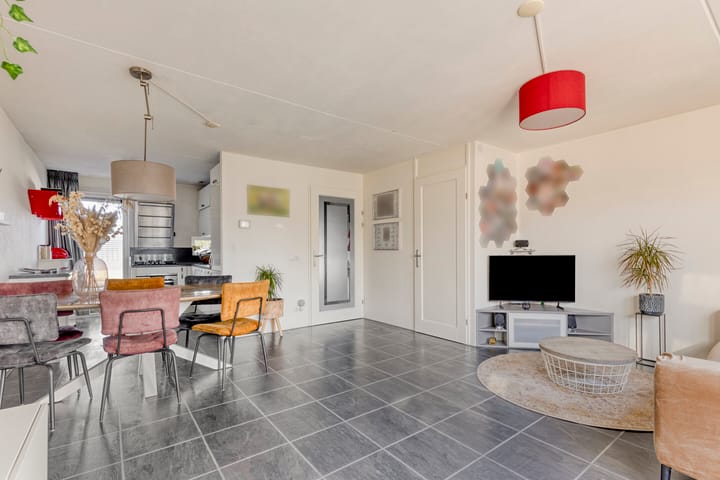 Foto 10 van Oostlaan 107