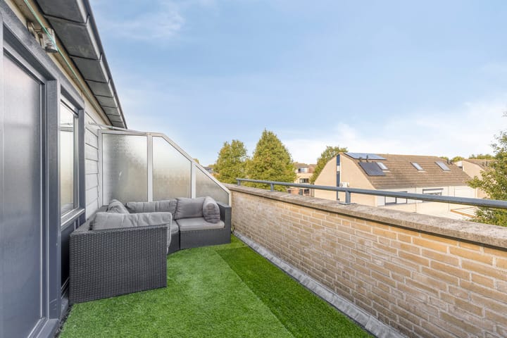 Foto 28 van Oostlaan 107