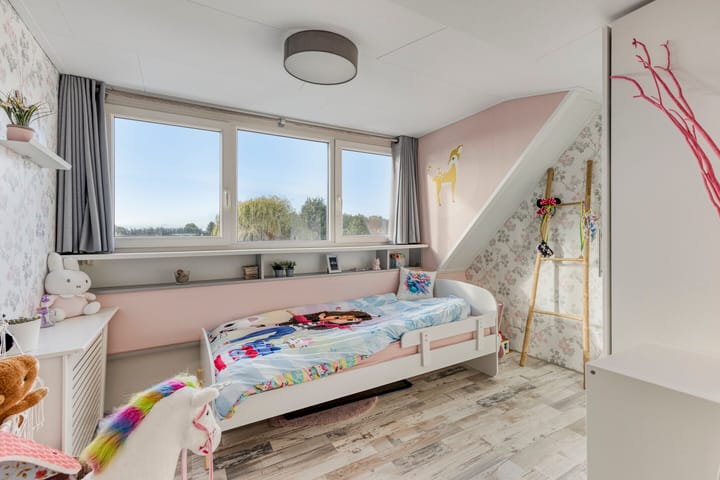 Foto 29 van Oostlaan 107