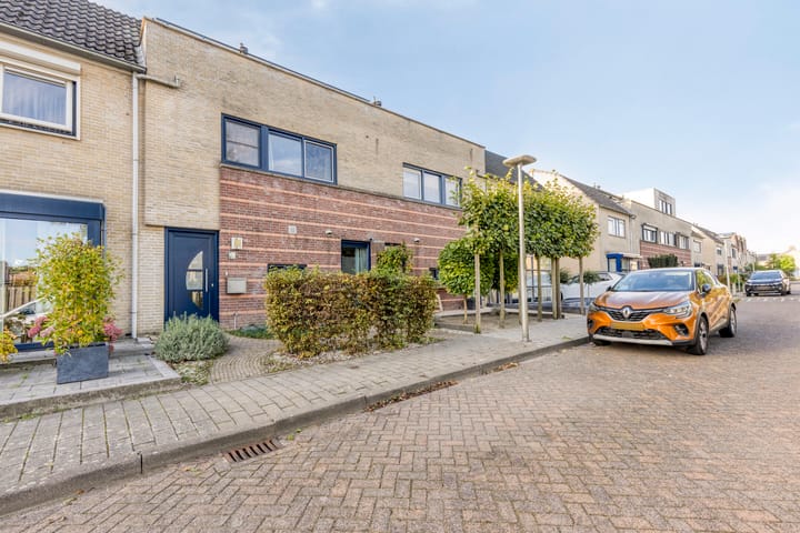 Foto 35 van Oostlaan 107