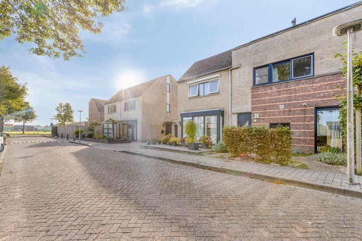 Foto 36 van Oostlaan 107