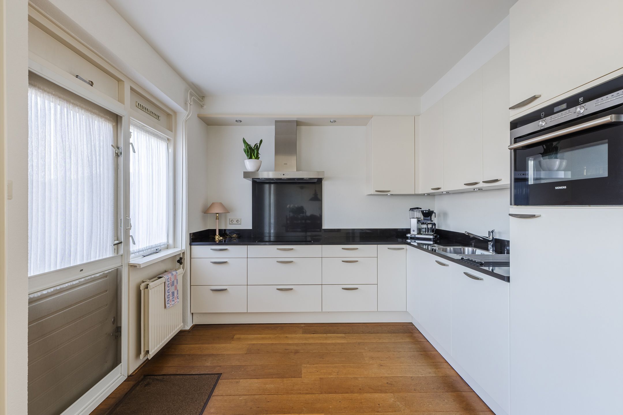 Foto 12 van Beneluxlaan 306