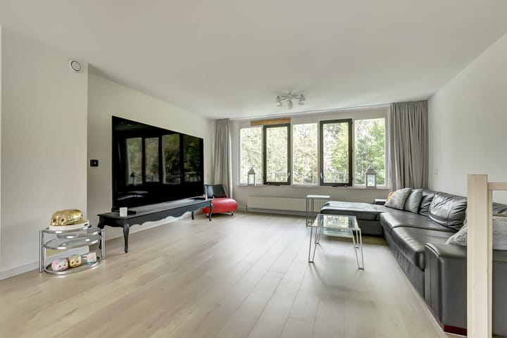 Foto 17 van Hooghalenstraat 16