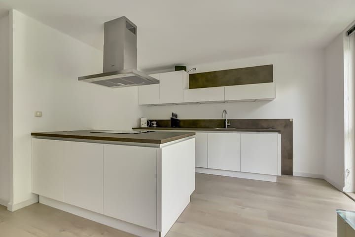 Foto 10 van Hooghalenstraat 16