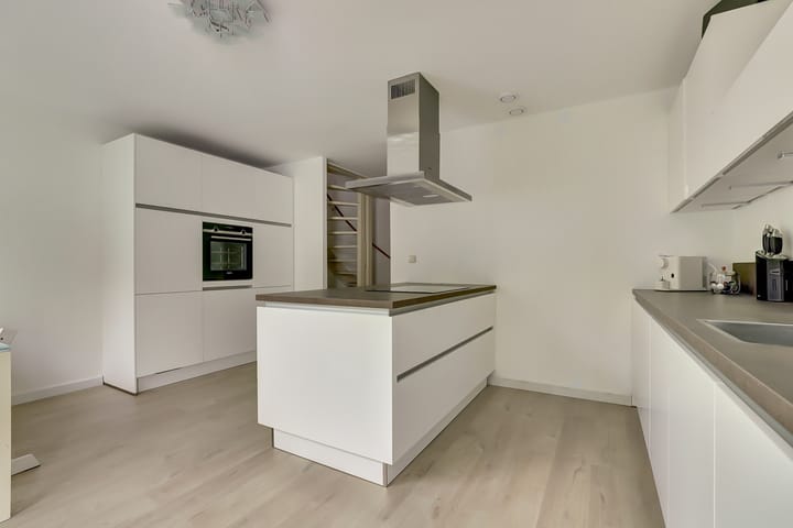 Foto 7 van Hooghalenstraat 16