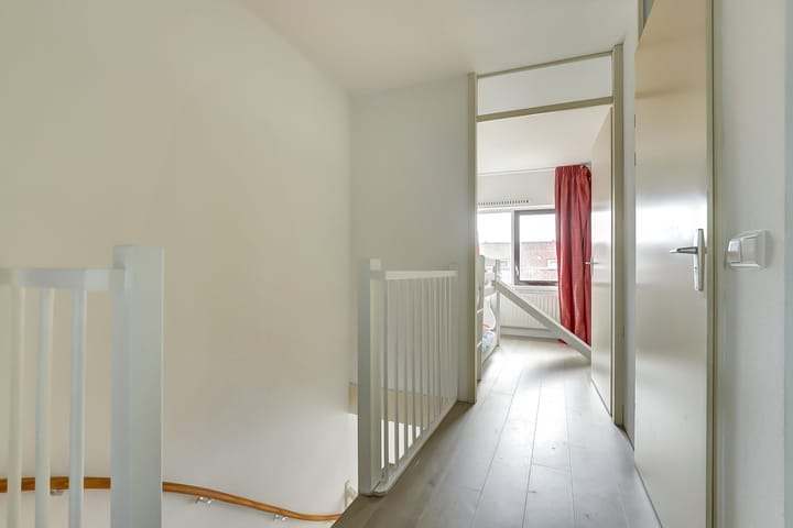 Foto 23 van Hooghalenstraat 16