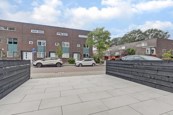 Foto 33 van Hooghalenstraat 16