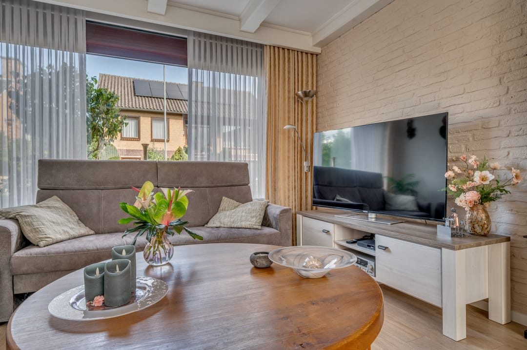 Photo 11 of Bernhardstraat 20