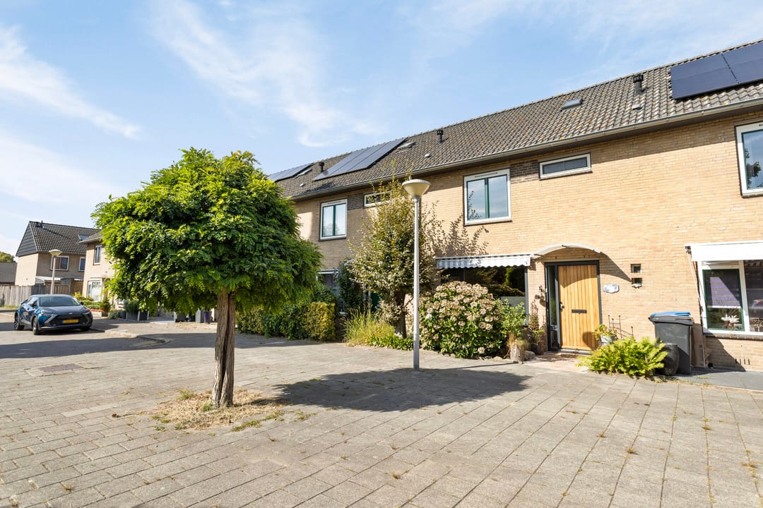 Foto 2 van Orvallaan 11