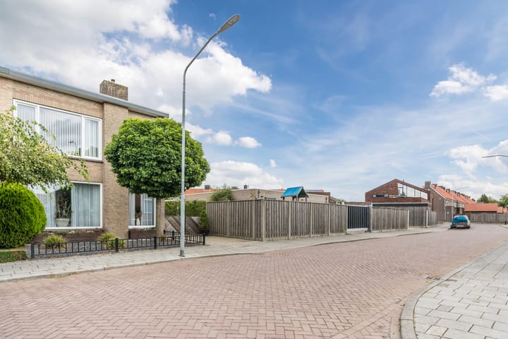 Photo 55 of Eeckelbosstraat 28