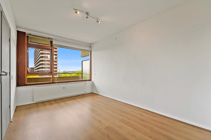 Foto 22 van Roland Holstlaan 847