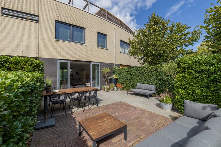 Foto 8 van Jac. P. Thijsselaan 86