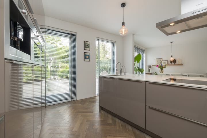 Foto 27 van Jac. P. Thijsselaan 86