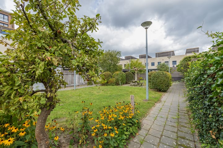 Foto 35 van Jac. P. Thijsselaan 86