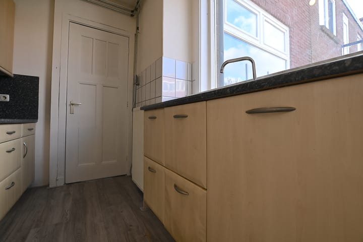 Foto 16 van van Beverwijckstraat 33