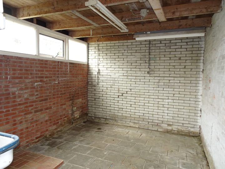 Photo 20 of Van Eckstraat 9