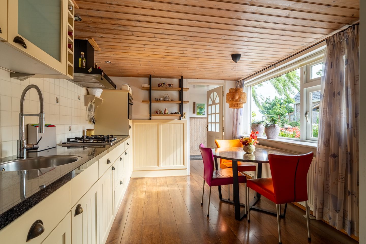 Photo 10 of Broeksestraat 29