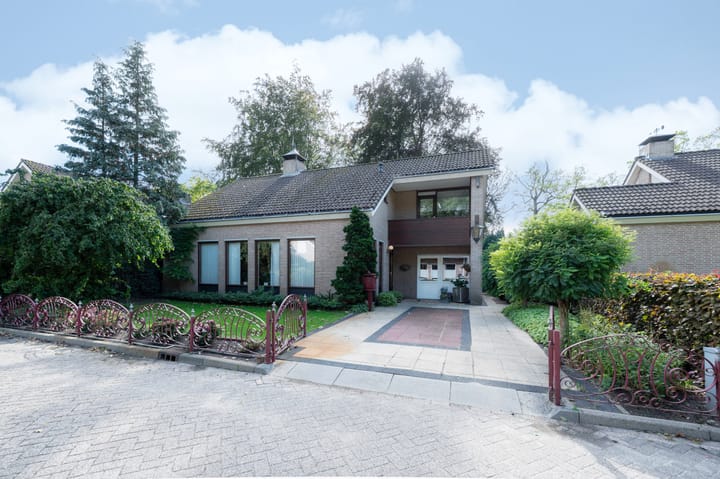 Foto 1 van Mgr. Van Hooydonklaan 3