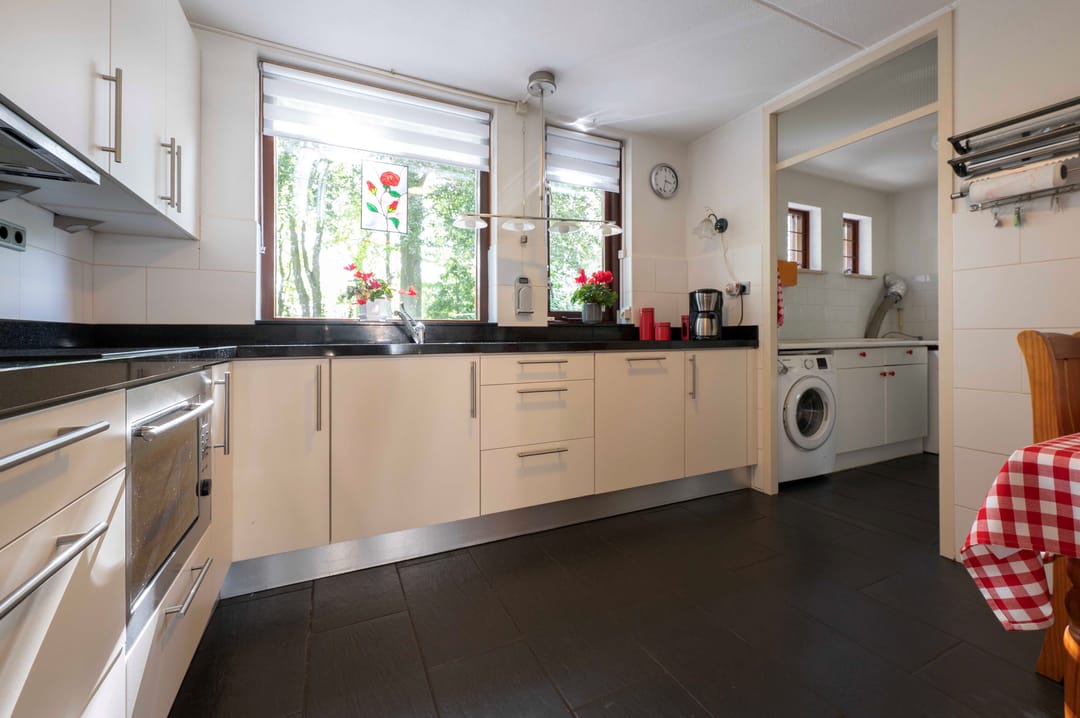 Foto 13 van Mgr. Van Hooydonklaan 3