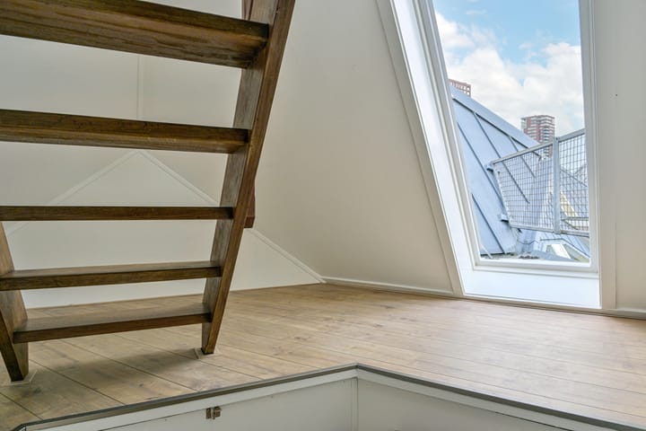 Foto 23 van Overblaak 66