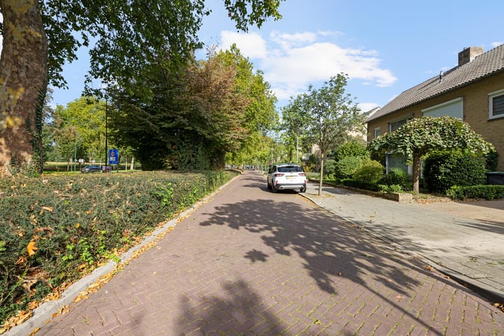 Foto 2 van Nieuwe Waalreseweg 18