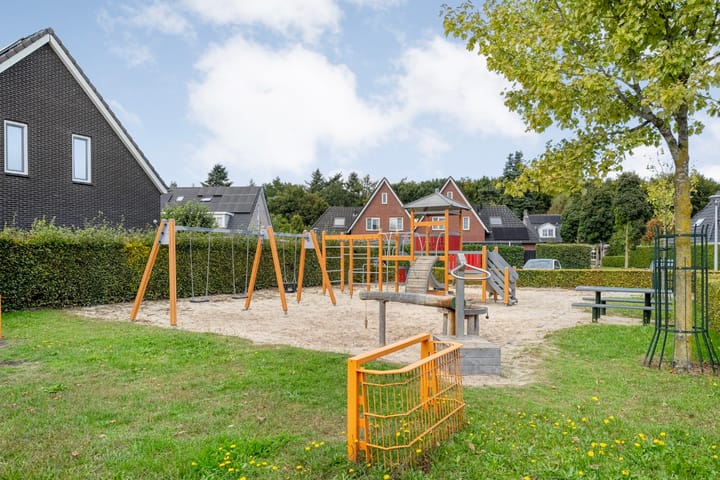 Foto 8 van Pieter de Hoochstraat 84