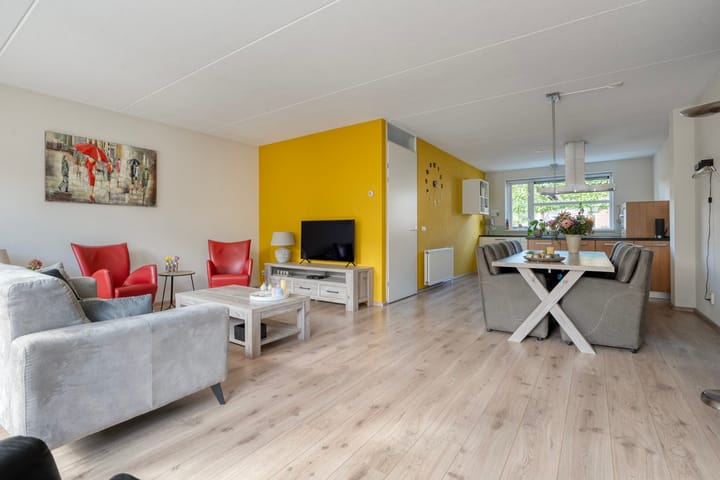 Foto 16 van Pieter de Hoochstraat 84