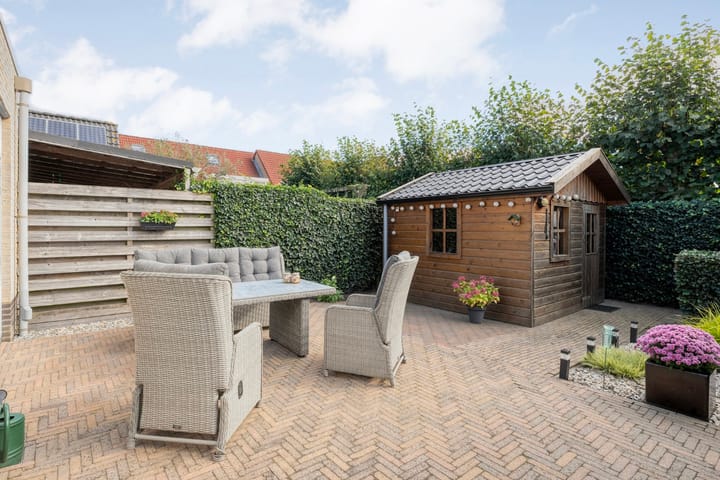 Foto 35 van Pieter de Hoochstraat 84