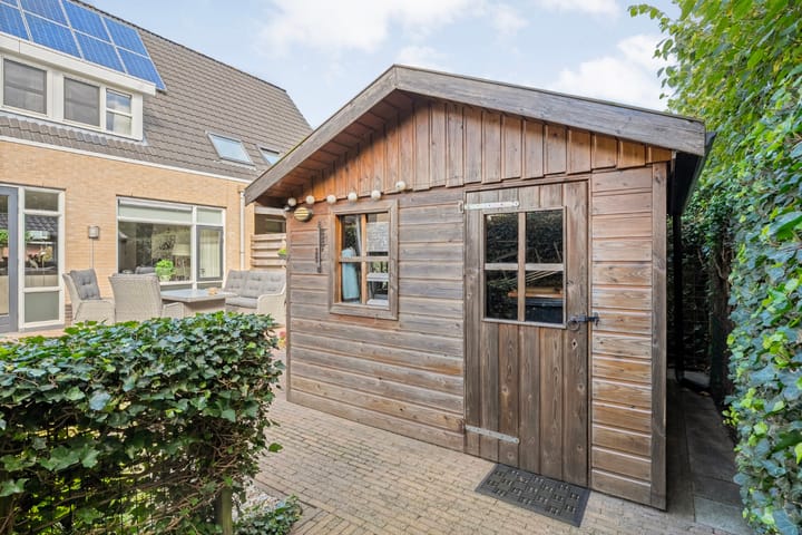 Foto 39 van Pieter de Hoochstraat 84