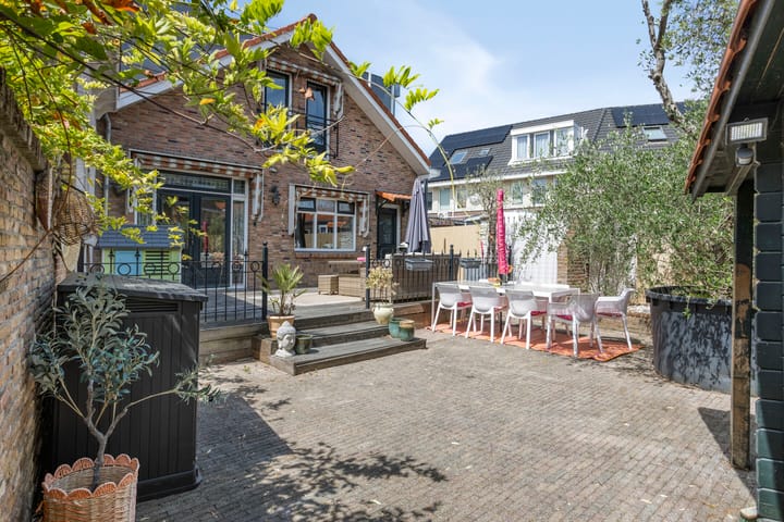 Photo 10 of Saenredamplein 44-C