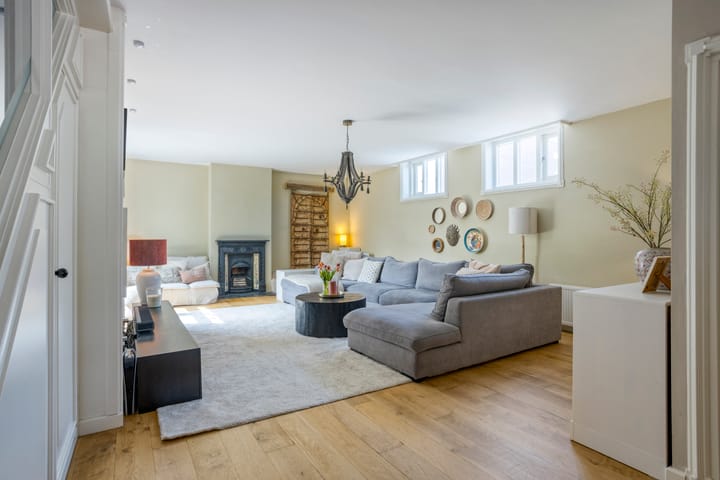 Photo 16 of Saenredamplein 44-C