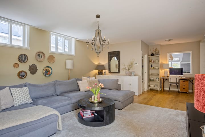 Photo 19 of Saenredamplein 44-C