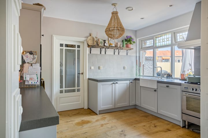 Photo 24 of Saenredamplein 44-C