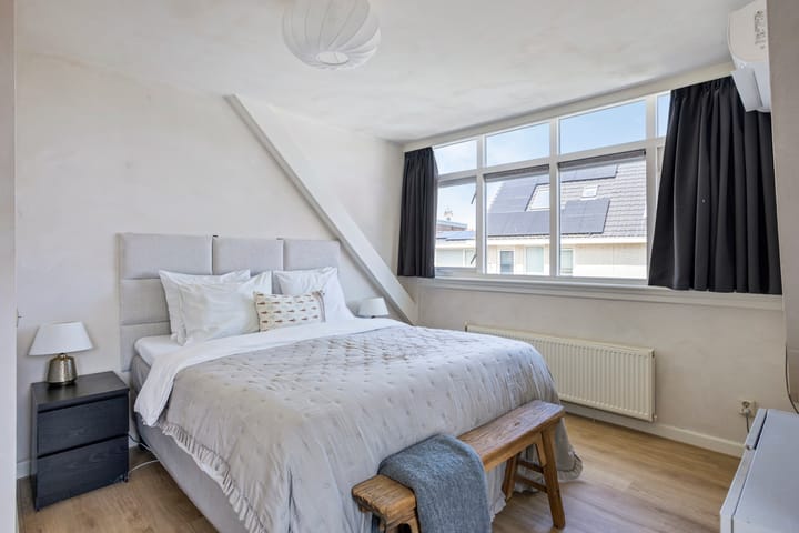 Photo 36 of Saenredamplein 44-C