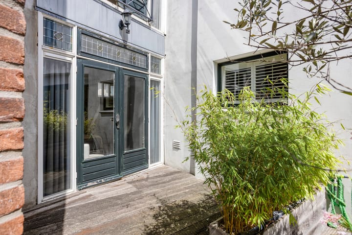 Photo 49 of Saenredamplein 44-C