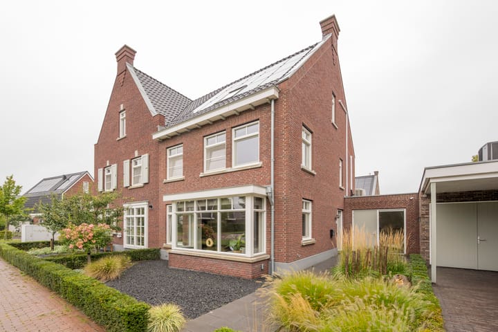 Foto 2 van Bosbes 7