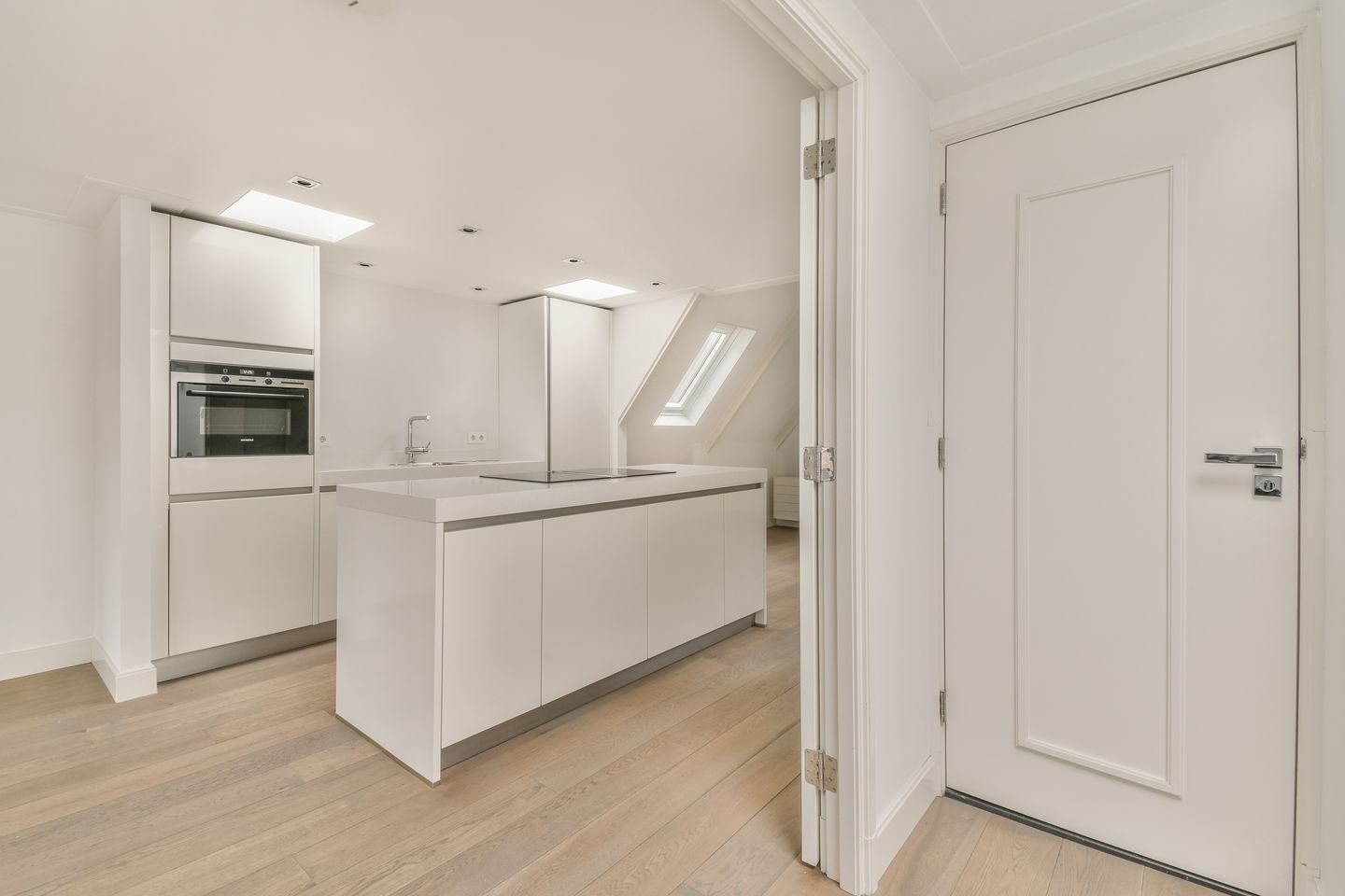Photo 5 of Pieter Cornelisz. Hooftstraat 82-2