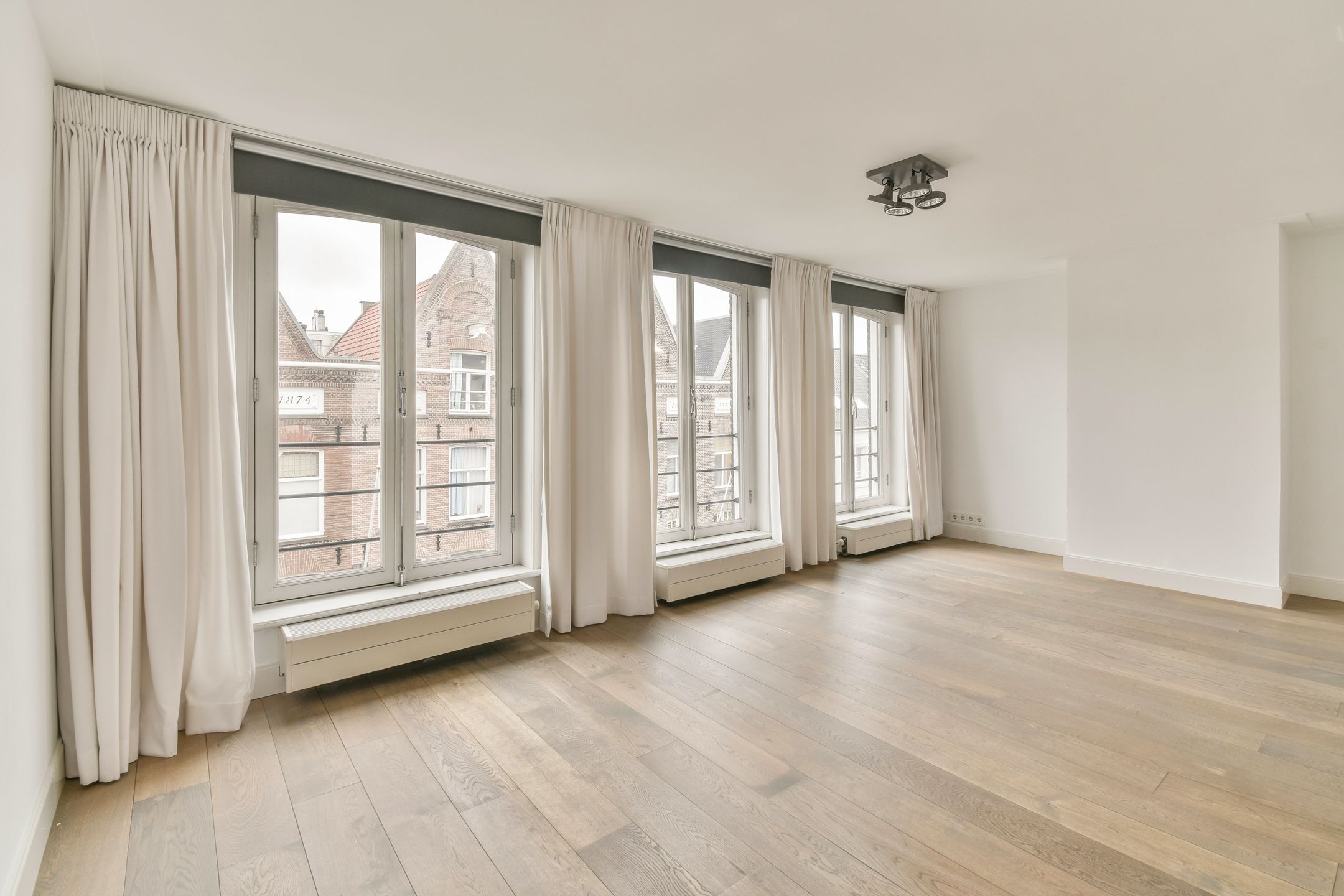 Photo 9 of Pieter Cornelisz. Hooftstraat 82-2