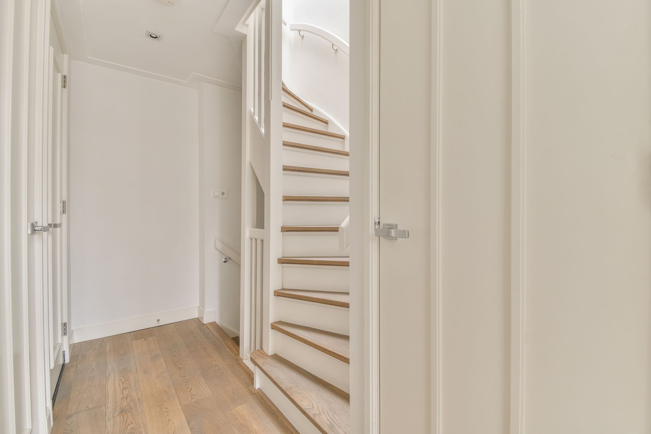 Photo 18 of Pieter Cornelisz. Hooftstraat 82-2