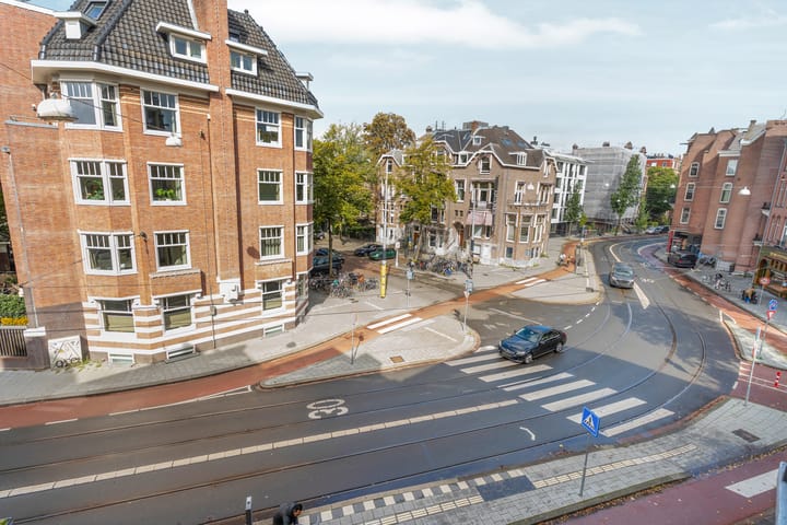 Photo 19 of Koninginneweg 141-2