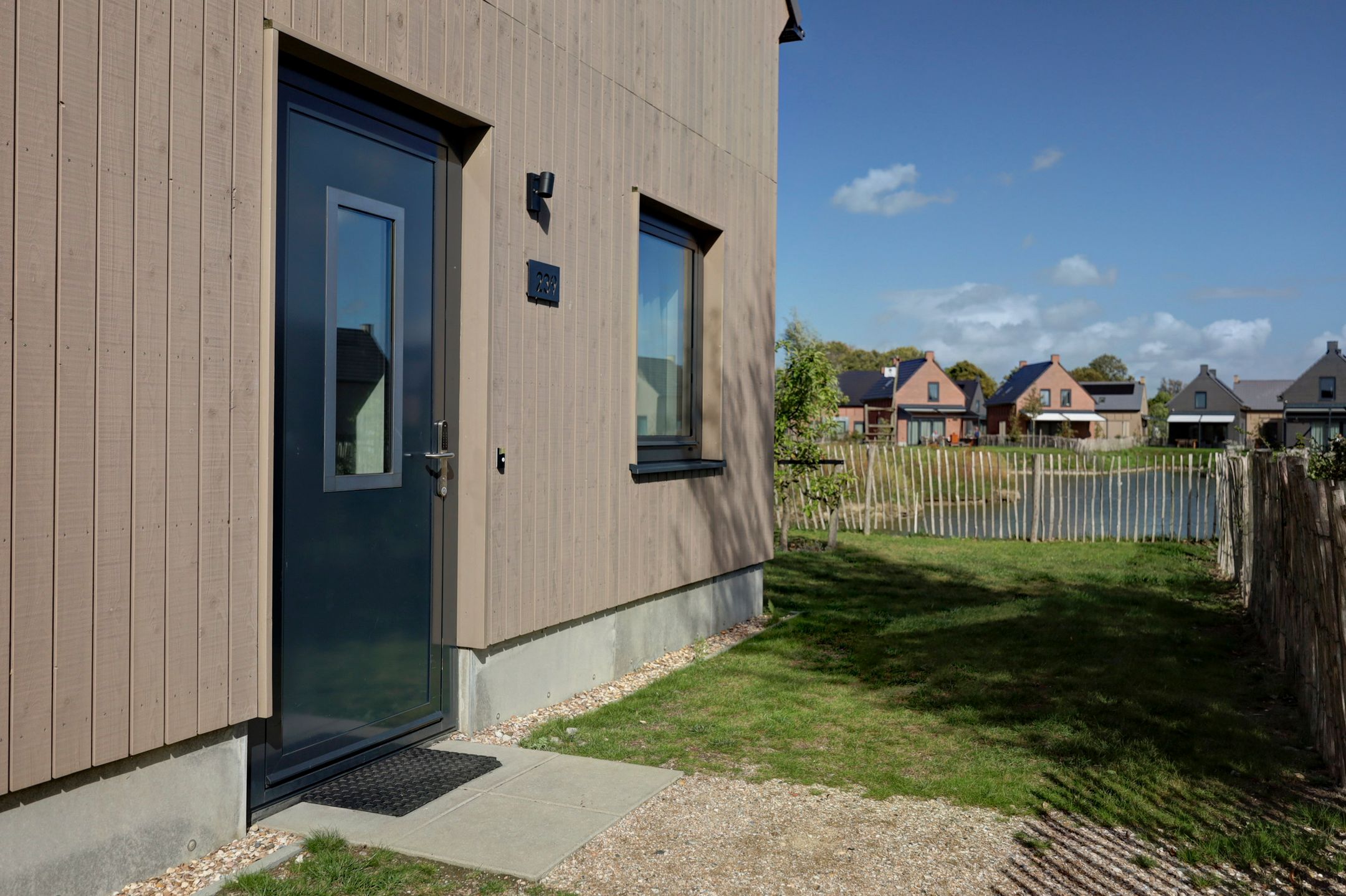 2-bedroom freehold villa in Wolphaartsdijk — photo 5 of 5
