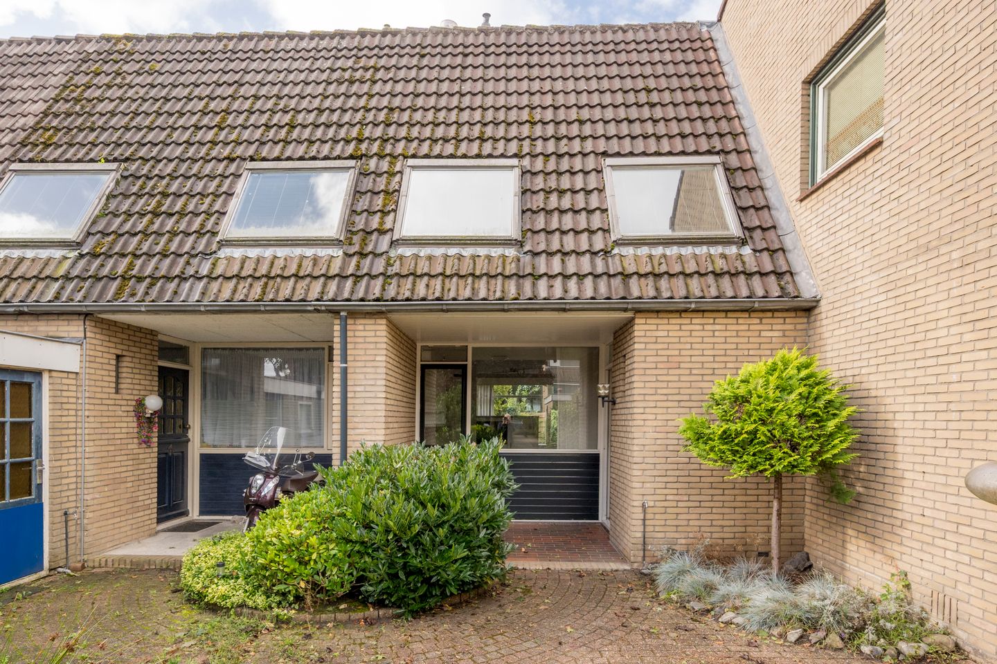 Photo 10 of Brucknerlaantje 109