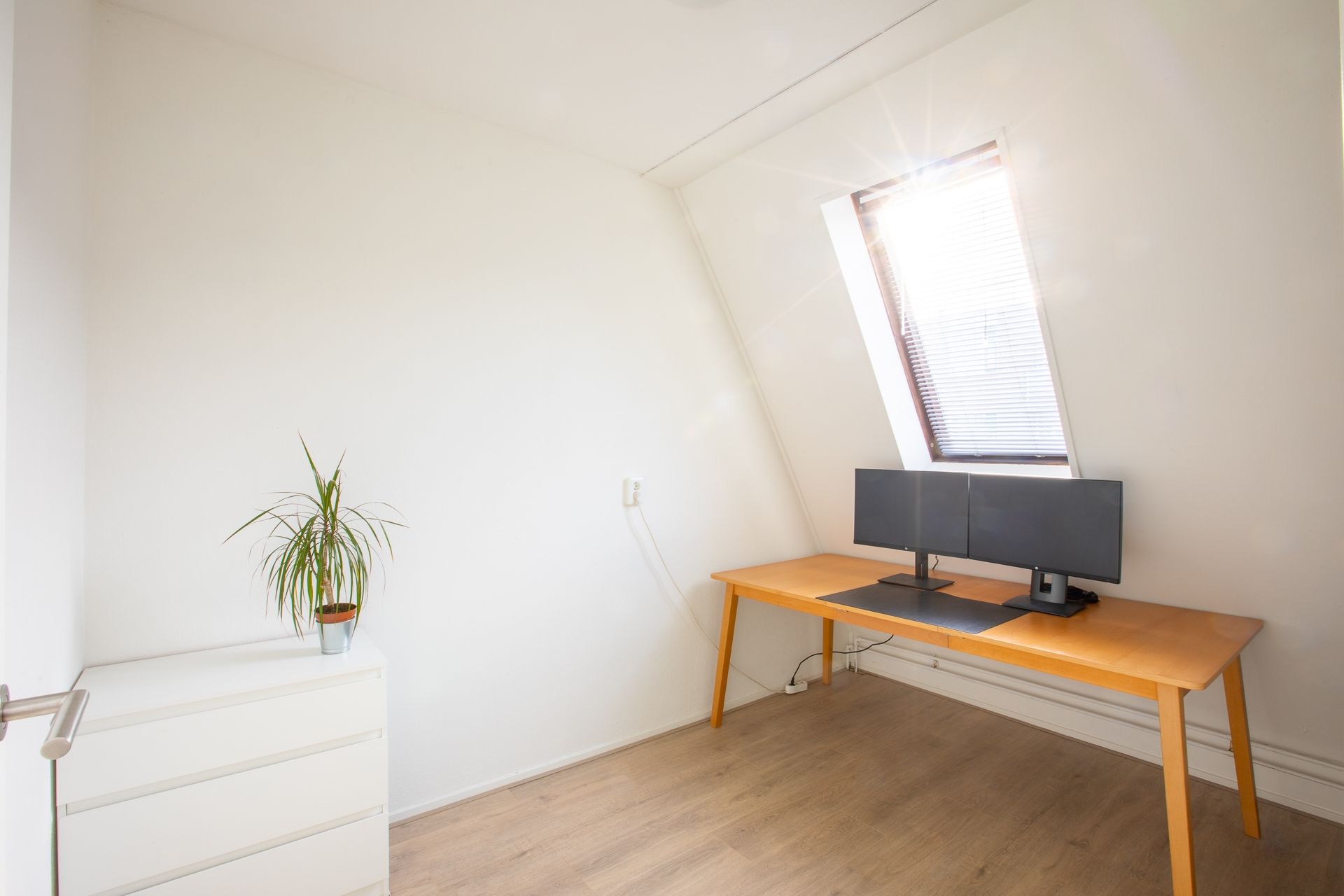 Foto 9 van Van Leeuwenhoekstraat 50