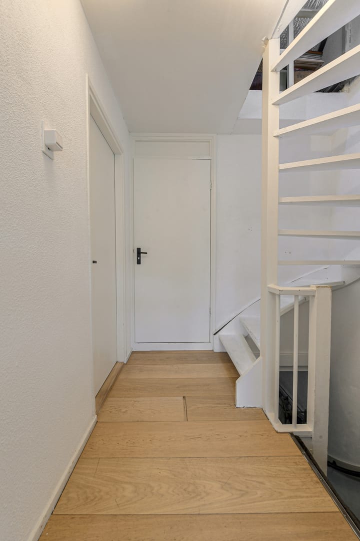 Foto 38 van Hooilaan 104